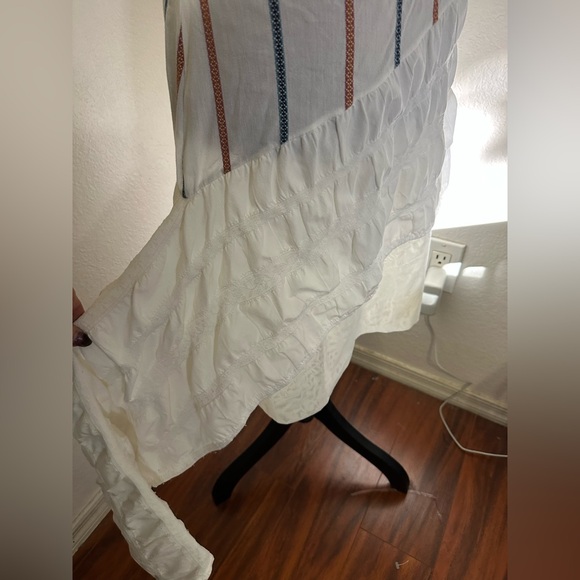 Save The Queen Embroidered Floral Asymmetrical Ruffle White Mini Dress - XL NWT - Picture 9 of 14